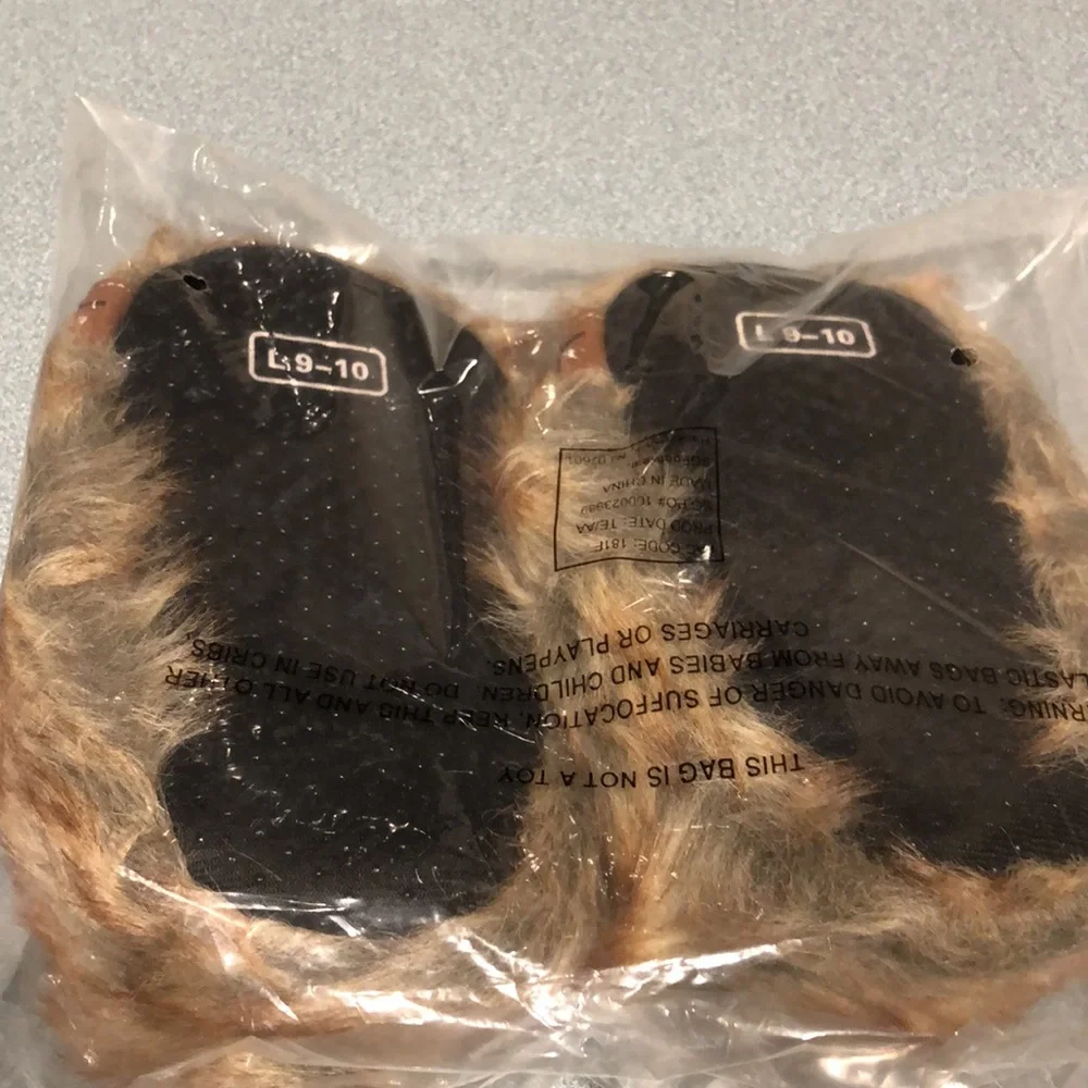 New Star Wars Chewbacca Kids Slippers
